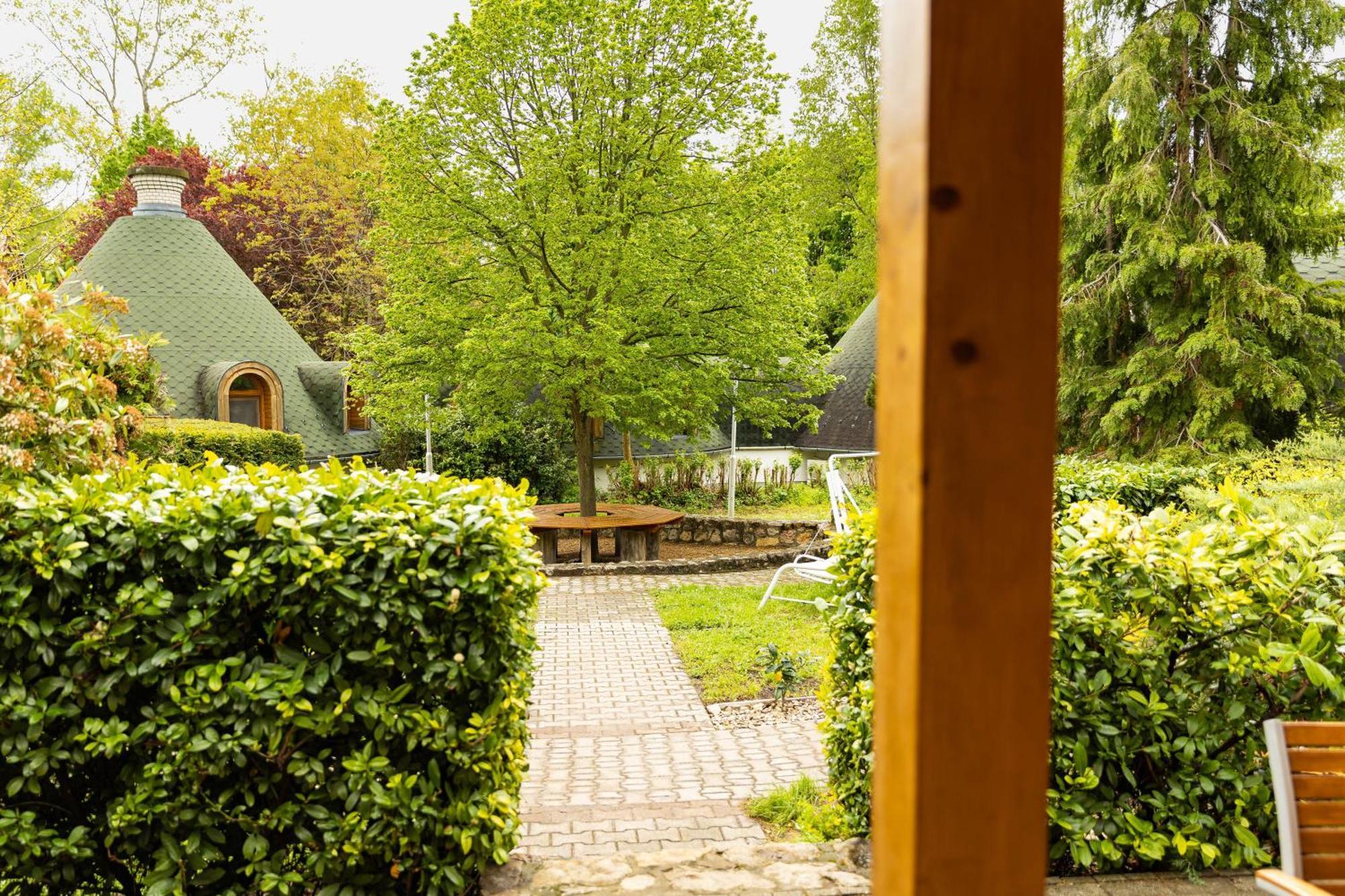 Gesztenye Nyaralopark Balatonudvari Exterior foto